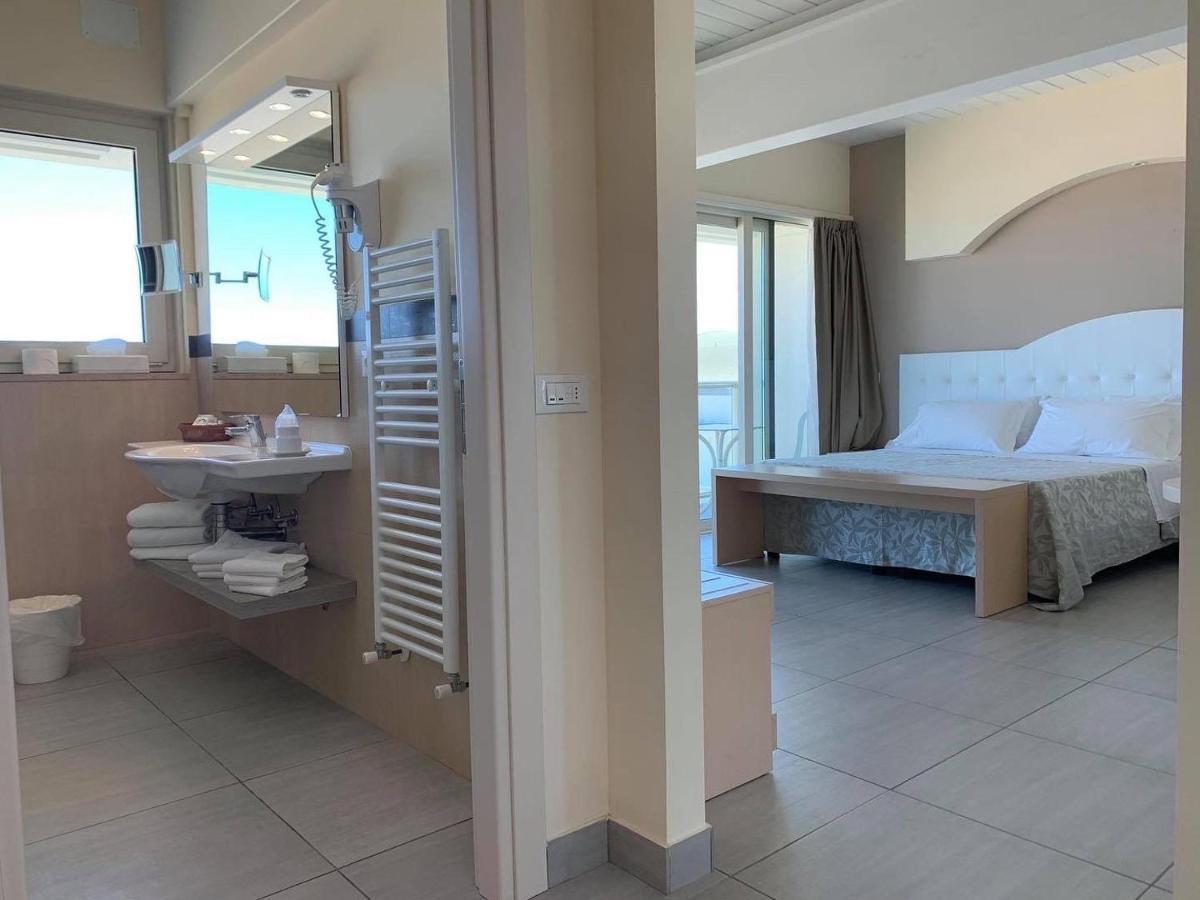 Hotel Adria 4*